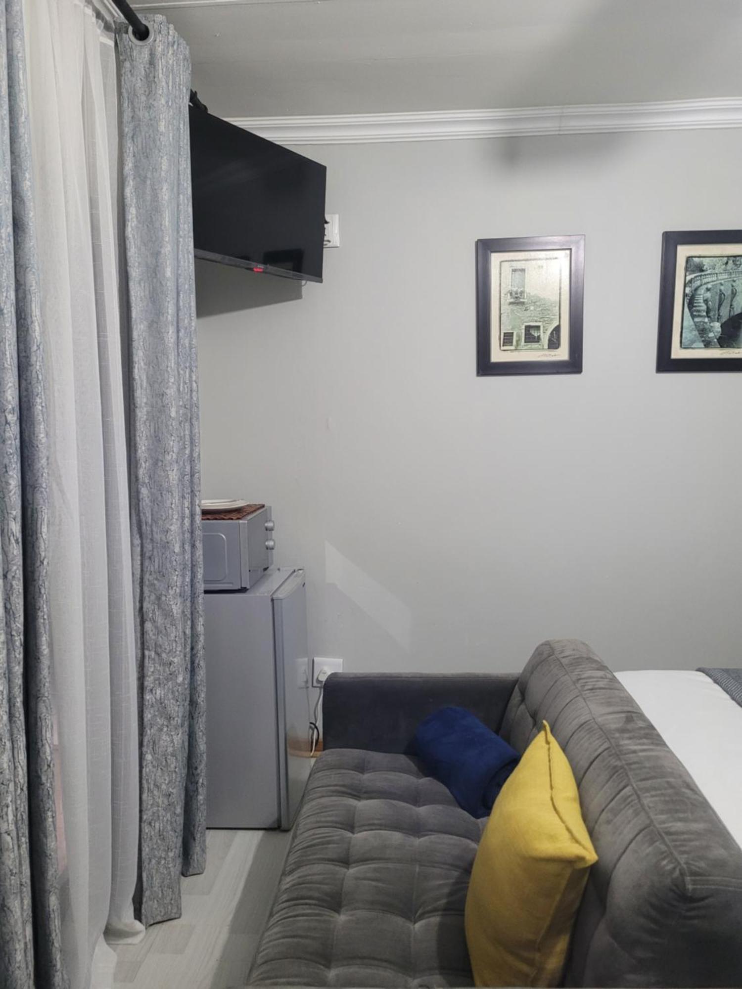 Ayana Bnb Bed and Breakfast Bloemfontein Esterno foto